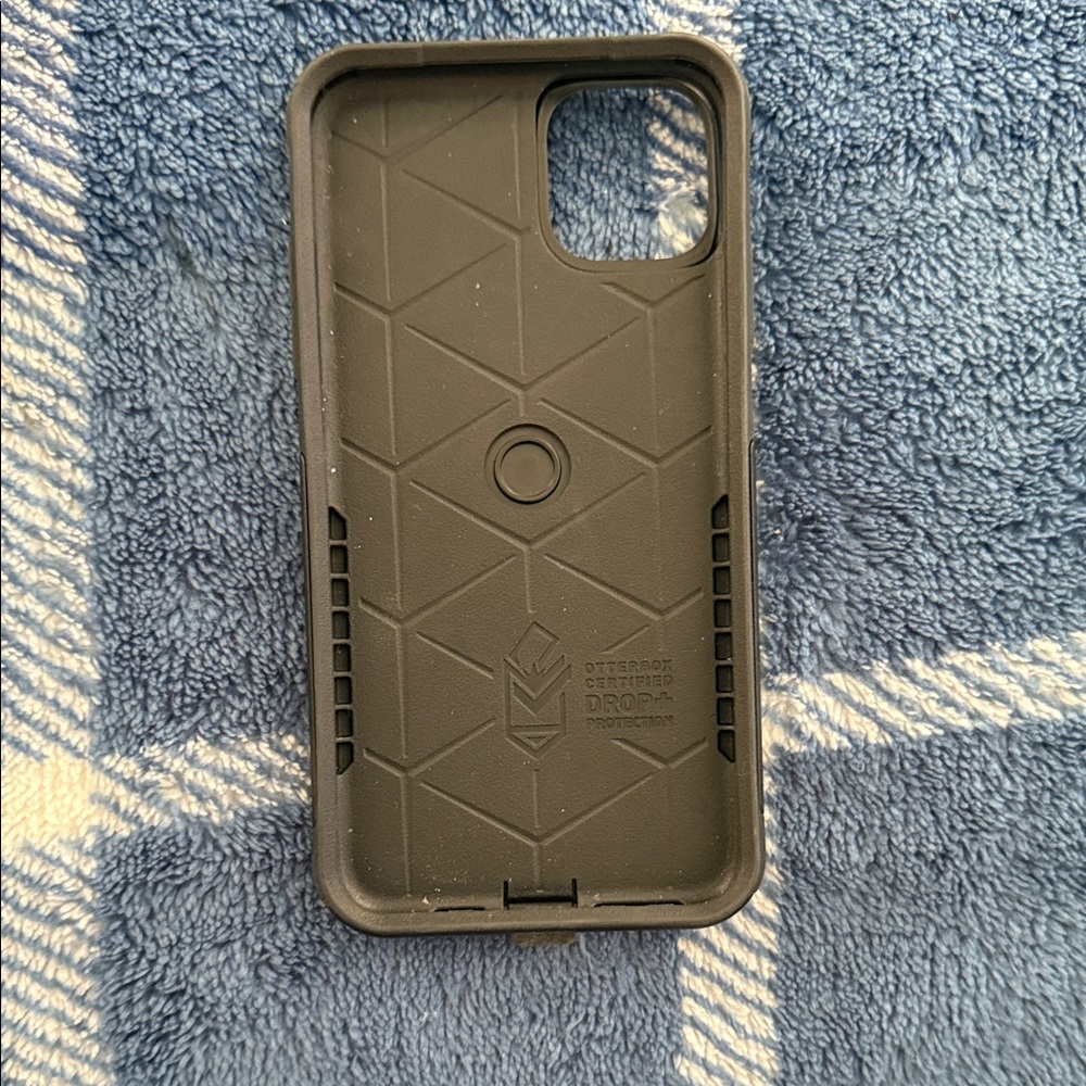 OtterBox Black Geometric Phone Case